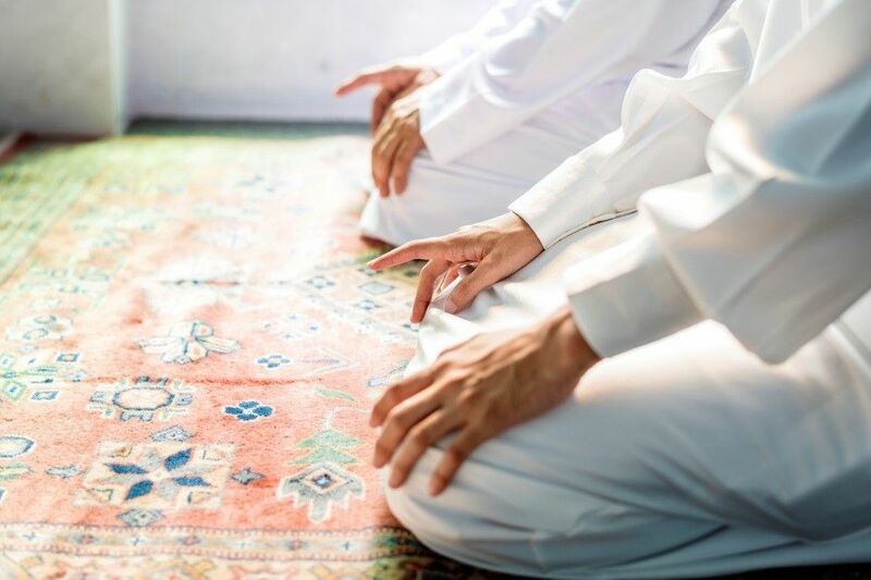Orang Yang Shalat Dua Rakaat Saat Thawaf di Luar Masjid