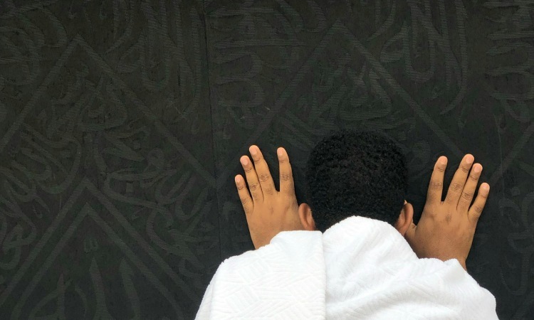 5 Perbedaan Haji dan Umroh, Bukan Hanya Waktu Pelaksanaan