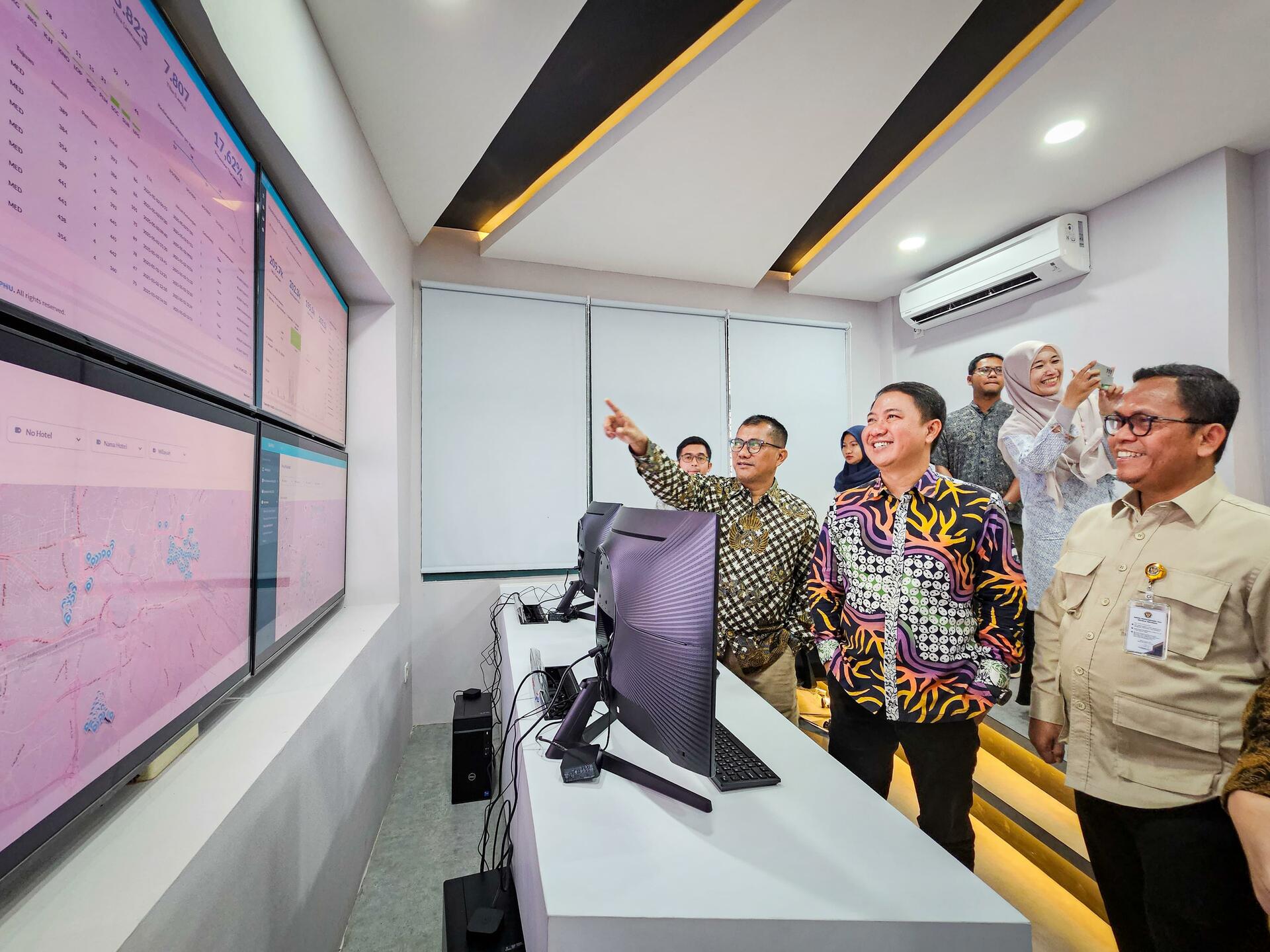 Kemenag Luncurkan Hajj Command Center dan Satu Haji Kemenag Luncurkan Hajj Command Center dan Satu Haji