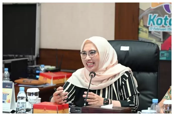 Antisipasi Penularan Penyakit, DPR Imbau Kemenkes Standby di Bandara untuk Pemeriksaan Jemaah Antisipasi Penularan Penyakit, DPR Imbau Kemenkes Standby di Bandara untuk Pemeriksaan Jemaah