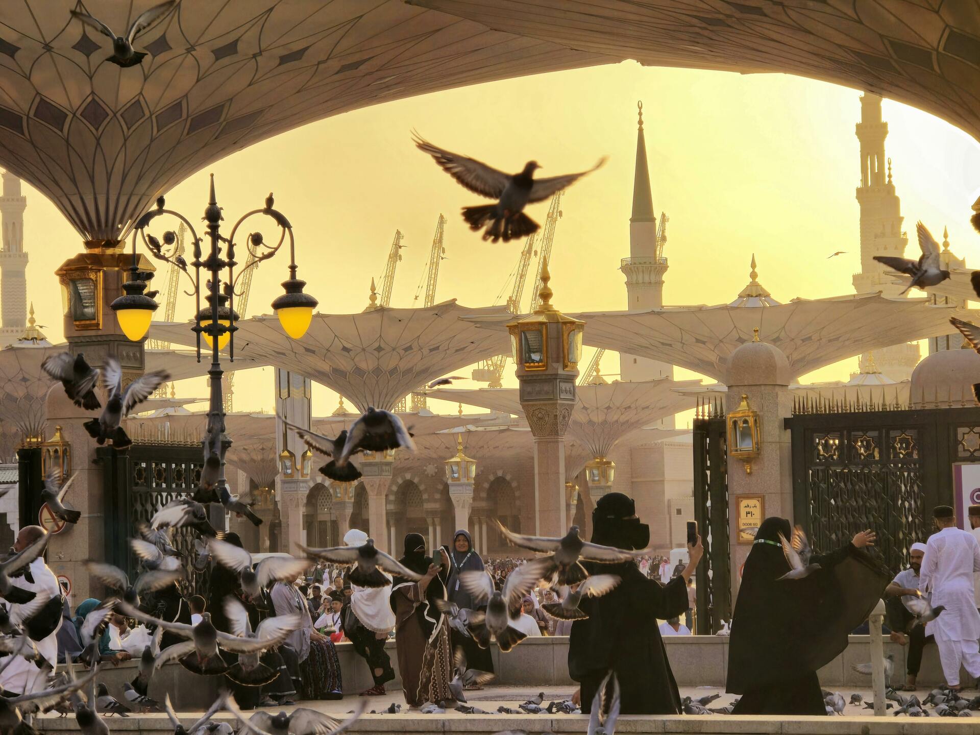 Umrah Regular Qonaah 2025 – 9 Hari Bersama Salwa Tour & Travel