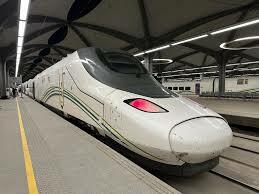 Yuk Kenalan dengan Kereta Express Haramain, Solusi Cepat dari Madinah ke Mekkah!