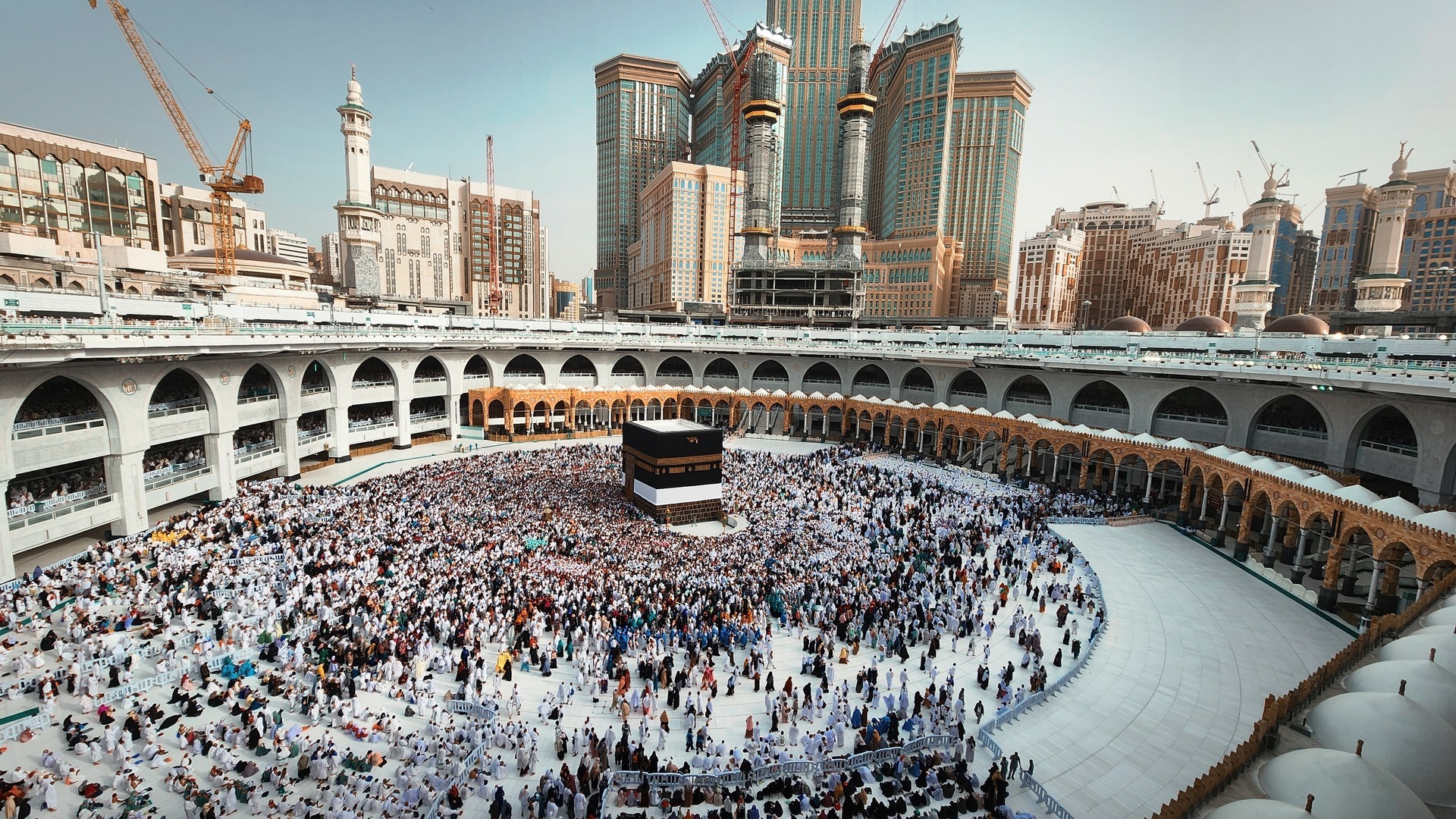 Panduan Menjaga Kesehatan Mental Sebelum Umroh dan Haji, Perkuat Niat