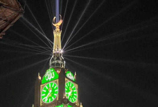 Lampu Hijau di Clock Tower Makkah Jadi Penanda Puncak Haji Semakin Dekat