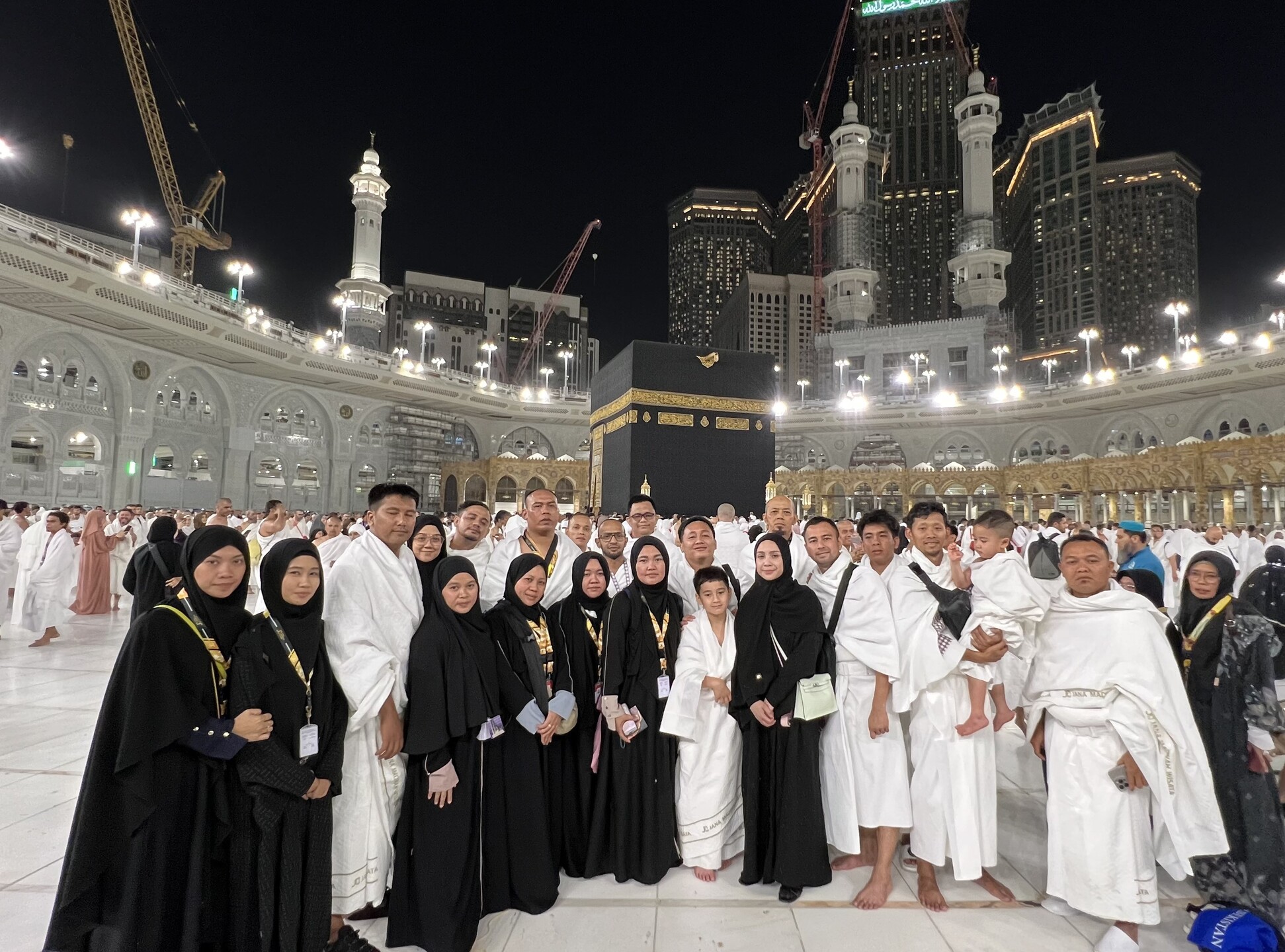 Perbedaan Umrah Reguler dan Umrah Private yang Perlu Diketahui Perbedaan Umrah Reguler dan Umrah Private yang Perlu Diketahui