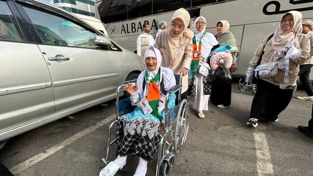 Perjalanan Inspiratif Jemaah Haji Tertua Indonesia, Menyisihkan Rp 2.000 ke Dalam Kaleng Tabungan