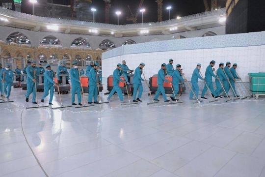 Rahasia Masjidil Haram Tetap Bersih di Tengah Ramainya Aktivitas Jamaah