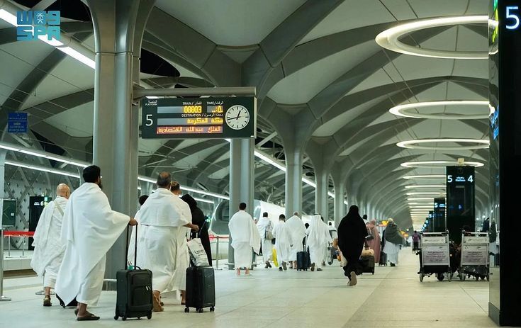 Pulang Haji Tanpa Antre: Mengenal Teknologi Corridor Gate di Bandara Soekarno-Hatta 