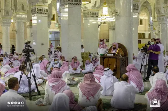 Kesempatan Istimewa di Masjidil Haram: Program Hafalan Hadis Gratis dengan Sertifikat dan Akomodasi 