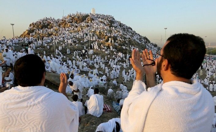 Wamenhaj Ungkap Praktik Kartel Haji Masih Marak, Diduga Libatkan Oknum Ustaz hingga Pengurus KBIH Wamenhaj Ungkap Praktik Kartel Haji Masih Marak, Diduga Libatkan Oknum Ustaz hingga Pengurus KBIH