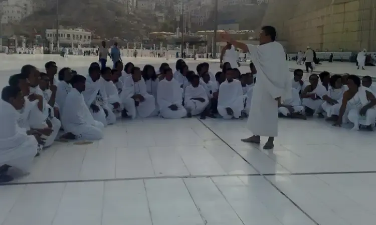 Cara Mengoptimalkan Peran Muthawif Umroh Demi Peningkatan Kepuasan Jamaah