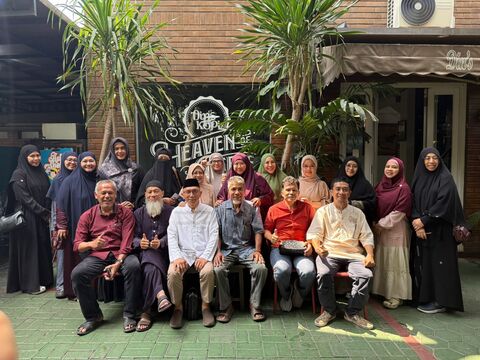 Silaturrahmi Alumni Haji Munatour 2011: Kenang 15 Tahun Kebersamaan di Tanah Suci