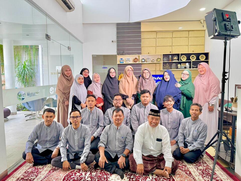 Kualitas Ibadah Menentukan Kualitas Kerja: Kajian Rutin Munatour Hadirkan Ustadz Dzikrullah Arsa, Lc
