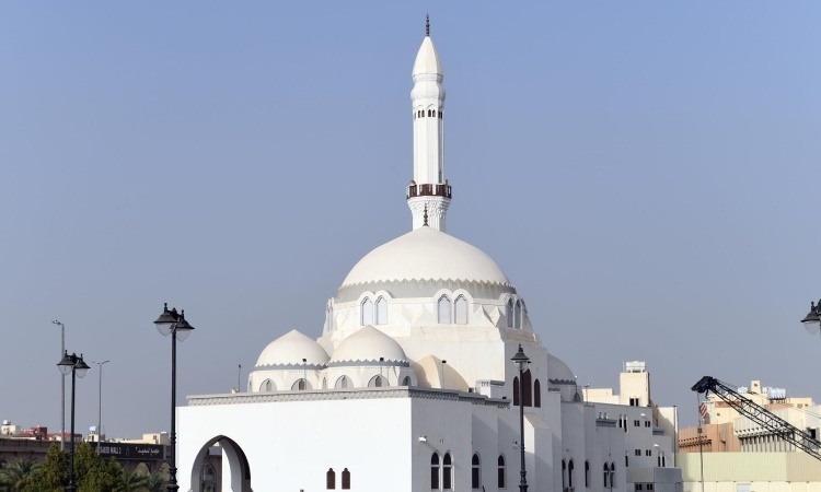 Mengenal Masjid Al Jumu’ah, Tempat Pertama Rasulullah Shalat Jumat