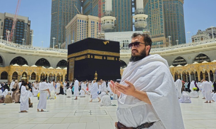 Pentingnya Meningkatkan Kemampuan Komunikasi Tour Leader Umroh