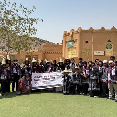 Momen Bahagia Jamaah Umroh Hadiyya (Juli 2025) Di Museum Almaoudy