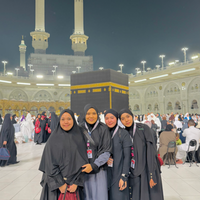 Momen Bahagia Jamaah Umroh Hadiyya (September 2025)