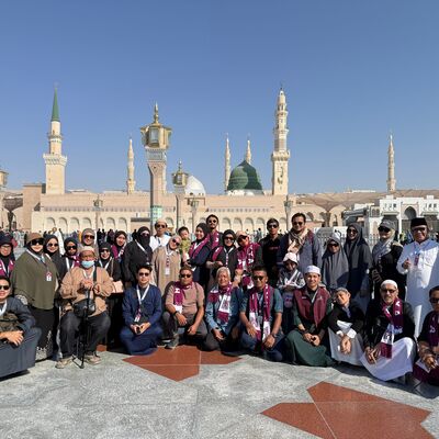 Momen Bahagia Jamaah Umroh Hadiyya (November 2025)