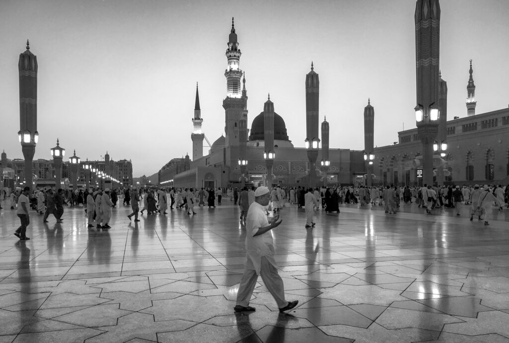 Syarat Ibadah Haji. Sumber: unsplash.com