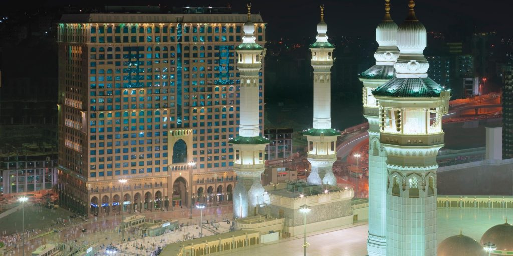 Hotel yang dekat dengan Masjidil Haram. Sumber: umrahku.my