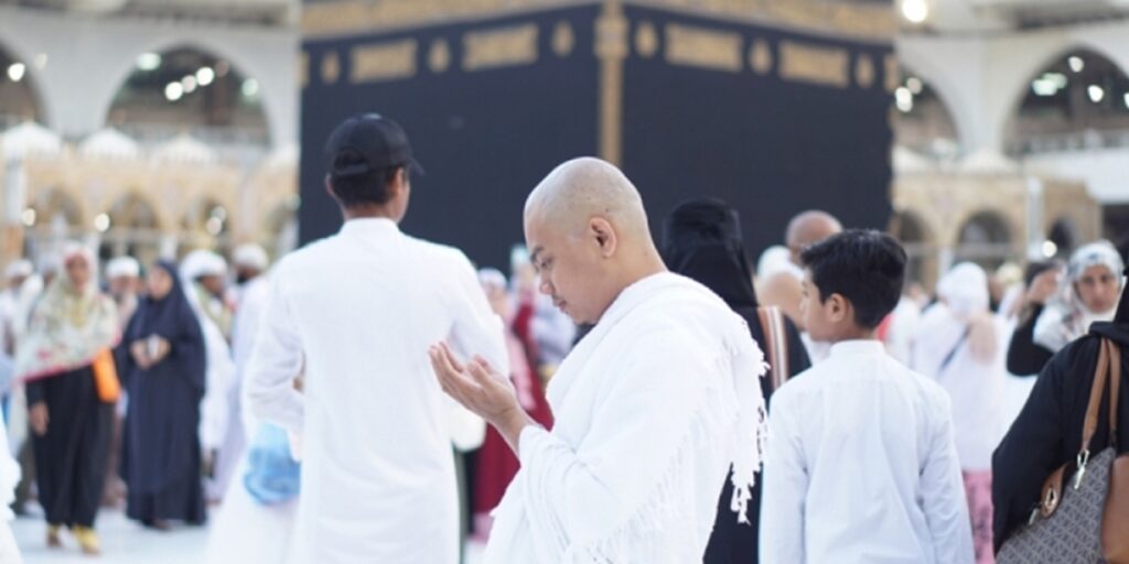 Mudah dan nyaman saat melaksanakan ibadah umroh, sumber: dream.co.id