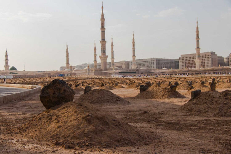 Makam Baqi, Makam di Arab Saudi tepatnya berada di Kota Madinah, Sumber: welcomesaudi.com