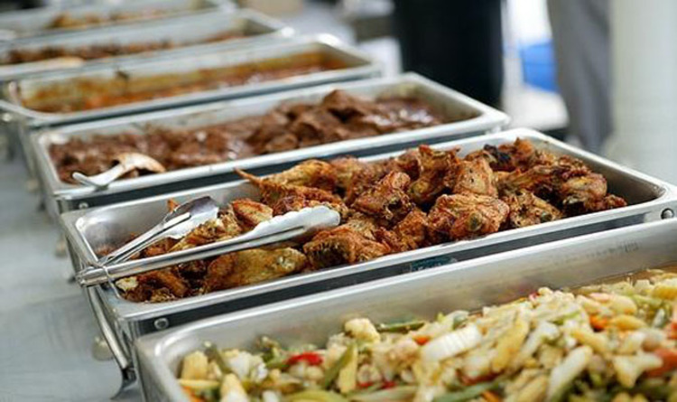 Aneka menu yang dapat disiapkan oleh agen travel umroh, Sumber: alhajjumrah.com