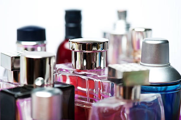 ilustrasi parfum dengan beragam aroma. sumber: istockphoto.com
