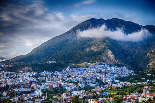 rumah-rumah berwarna biru di Desa Chefchaouen Maroko. sumber: istockphoto.com