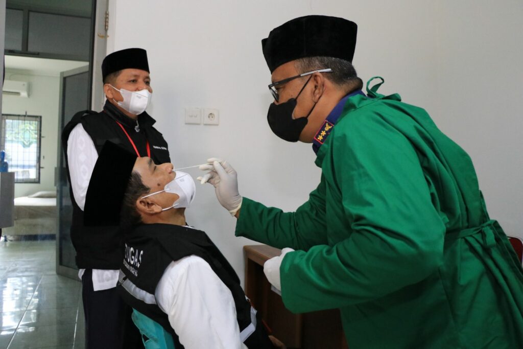 kerja sama dengan layanan kesehatan, strategi manajemen umroh yang tepat. sumber: sumbar.kemenag.go.id