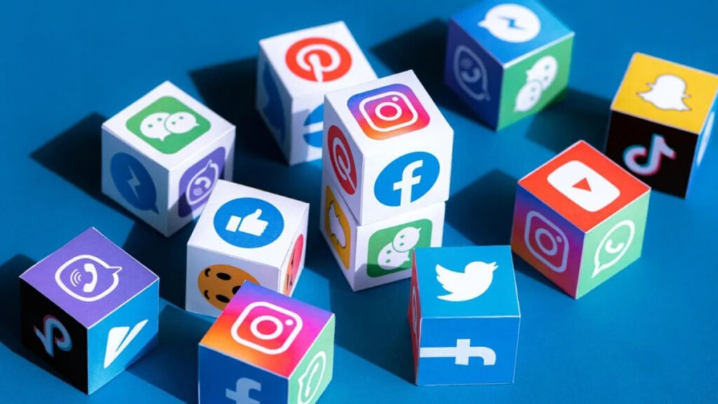tingkatkan jangkauan pemasaran dengan media sosial. sumber: interestingengineering.com
