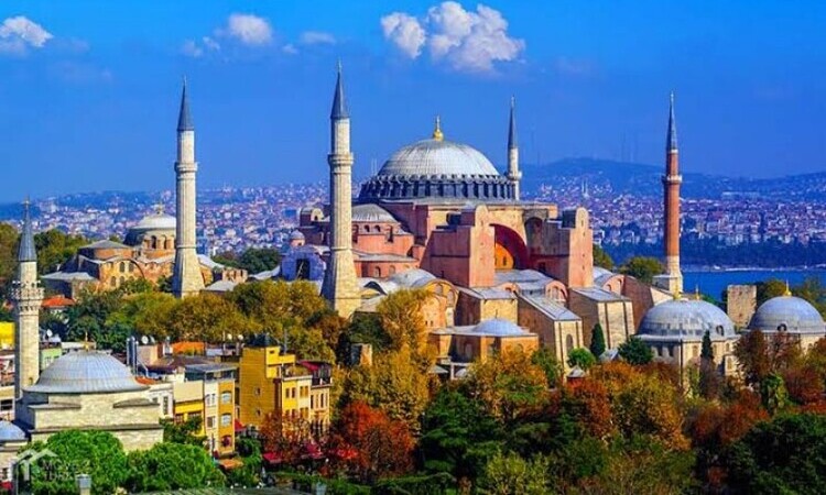 Keindahan Haghia Sophia yang ada di Turki, Sumber: bisnis.com