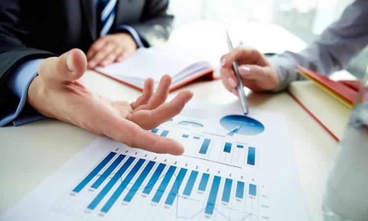 Strategi bisnis travel umroh, Sumber: vistage.com