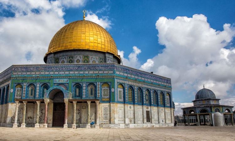 Dome of the Rock, Sumber: earthtrekkers.com