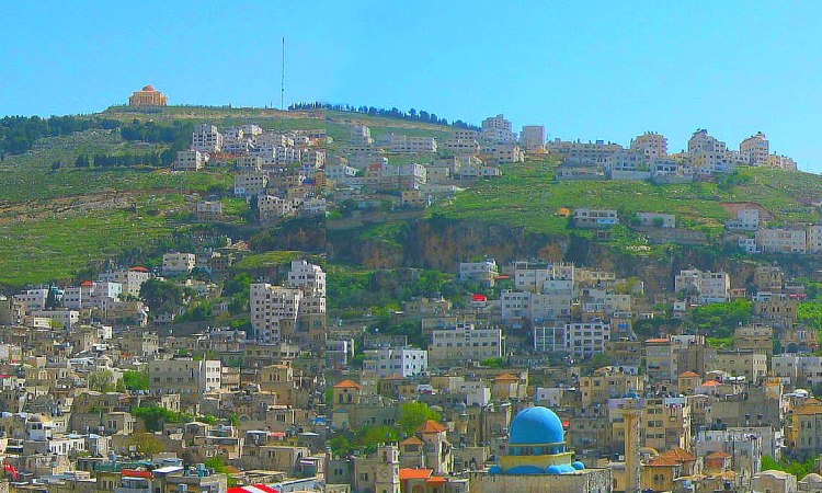 Kota Nablus, Sumber: wikipedia.com