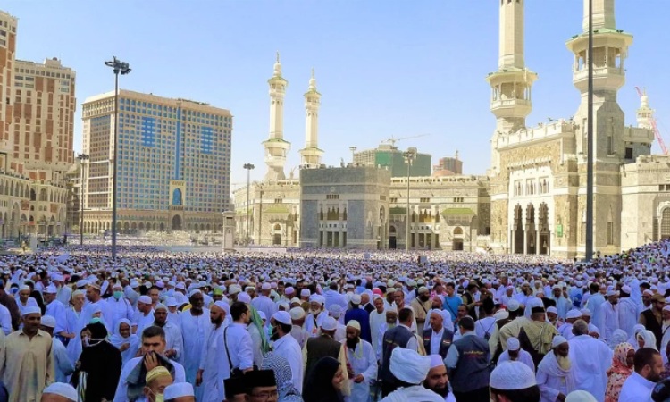 Tips ibadah umroh saat puasa, Sumber: umroh.com