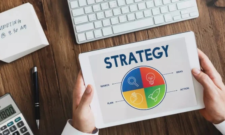 Penerapan strategi marketing mix, Sumber: 1souvenir.id
