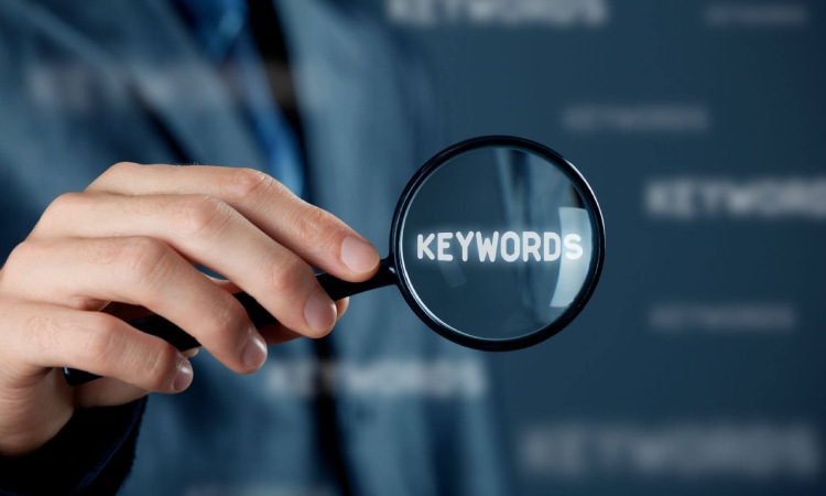 Penyebaran kata kunci (keyword), Sumber: searchengineland.com