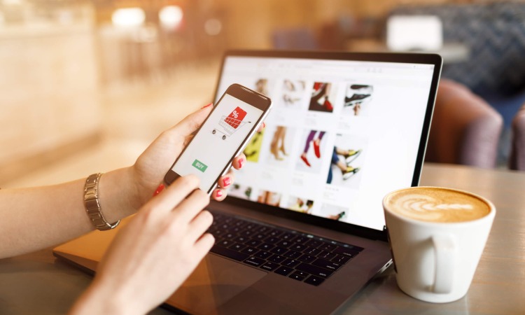 Jenis iklan online yang menarik, Sumber: squarespace-cdn.com