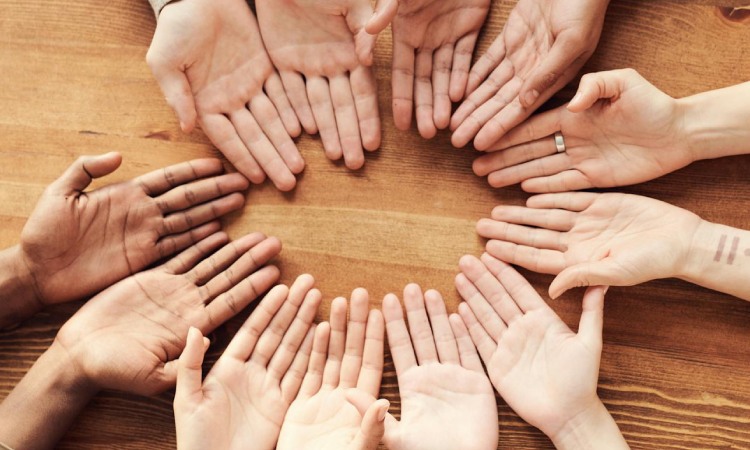 Gambaran diversity dalam dunia marketing, Sumber: pexels.com