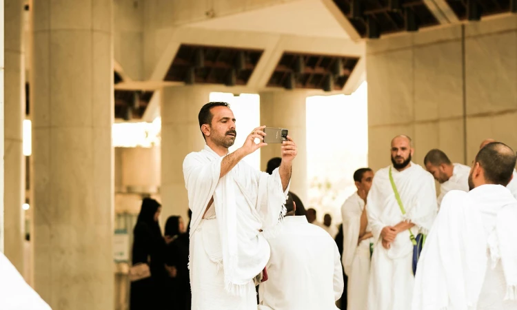 Keunggulan dalam memilih umroh private, Sumber: pexels.com