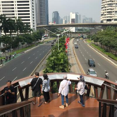 Jembatan Penyeberangan Phinisi 