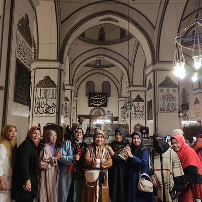 Turkiye 29 Oktober 2022 di Grand Mosque Bursa