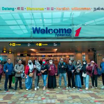 Group S3 FKM Unhas - Changi Airport Singapura 