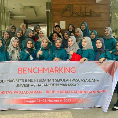 Benchmarking S2 Kebidanan Unhas di Universitas Padjajaran Bandung 