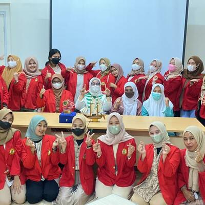Benchmarking S2 Kebidanan Unhas di Bandung