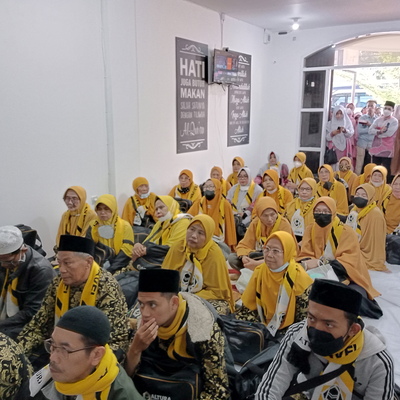 Pemberangkatan Jamaah Umroh Angkatan 91