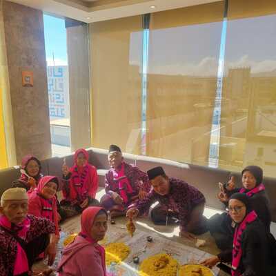 Grup Umroh TAZA TOURS 08 Januari 2024