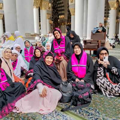 Grup Umroh Arbain TAZA TOURS 16 Februari 2024