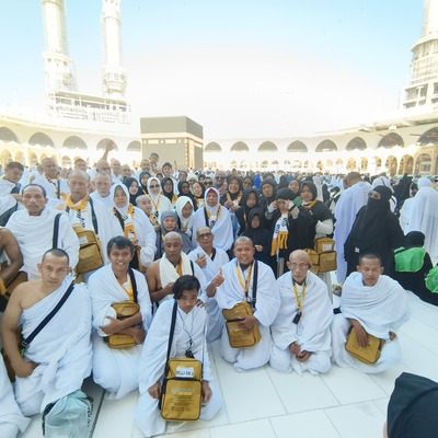 UMROH 3 GRATIS 1